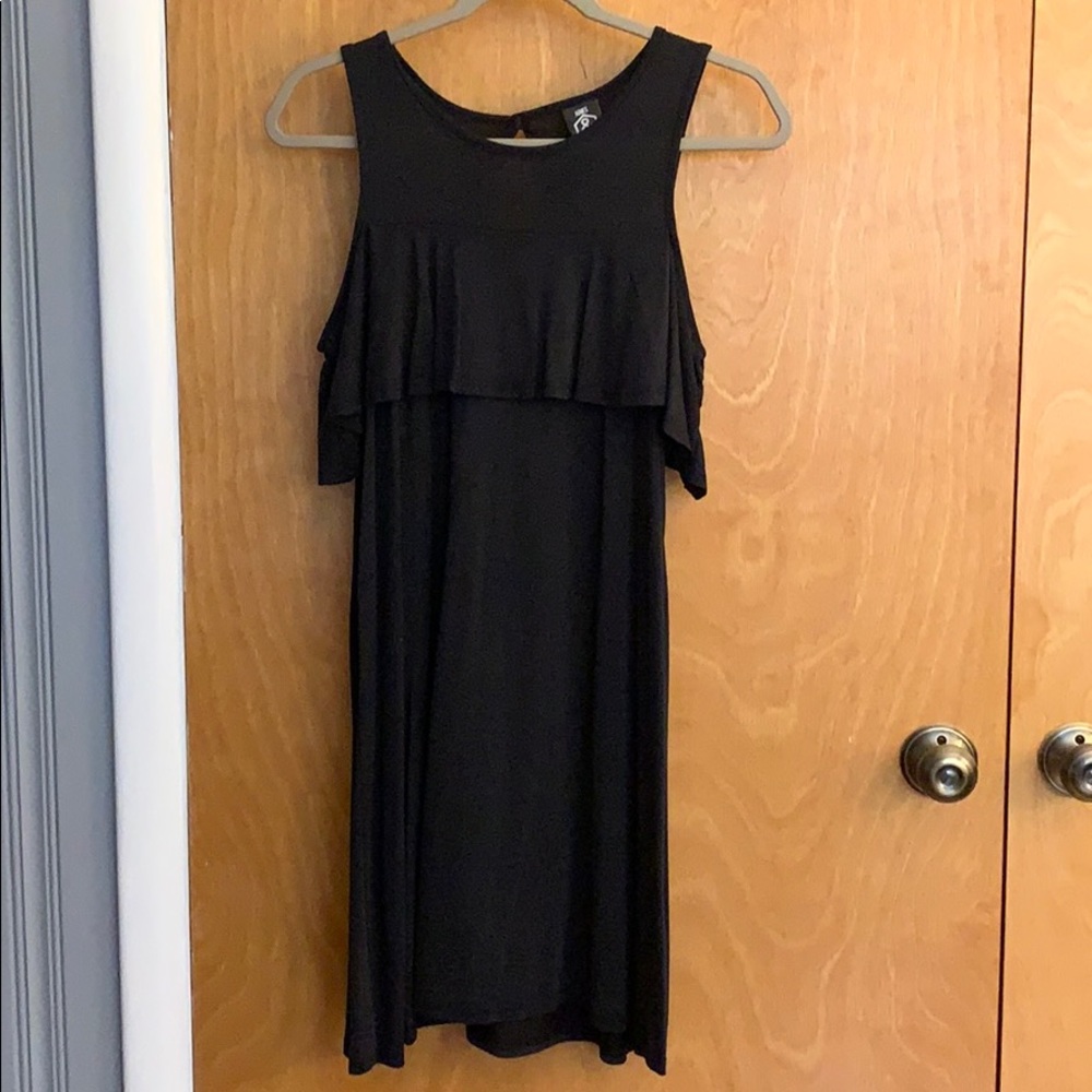 Anges & Dora Cold Shoulder Dress